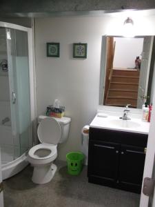 Et badeværelse på Lakeshore North - Waterloo, Ontario