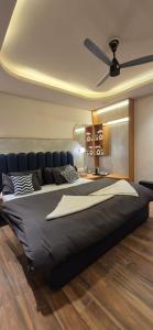 Postel nebo postele na pokoji v ubytování Joeys Hostel Manali + 40 fotografií