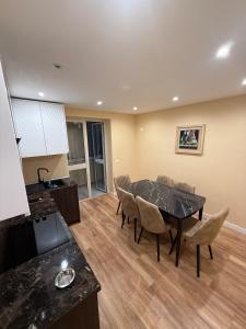 Nhà bếp/bếp nhỏ tại Dyrrachium Apartment