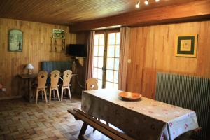 Et tv og/eller underholdning på Appartements à Châtel - Chalet Marpoêt MRP NATURE & QUIET 6 Pers. MAE-1581