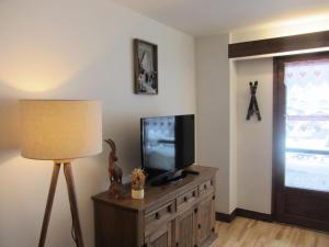 TV a/nebo společenská místnost v ubytování Résidence Bionnassay - Bionnassay B159 MAE-5357