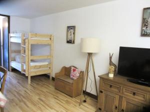 Postel nebo postele na pokoji v ubytování Résidence Bionnassay - Bionnassay B159 MAE-5357