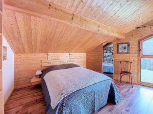 En eller flere senge i et værelse på Chalets à Le Biot - Morand MAE-3381