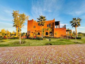 Zahrada ubytování La Hacienda Private Villa with Pool & Palm Garden