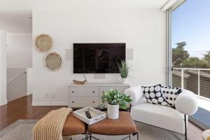 Posezení v ubytování Marbella Lane - Cozy and Eccentric Design Home