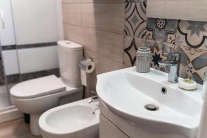 Et badeværelse på Casa del Limone Lemonhousect + 52 billeder