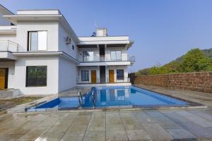 Hồ bơi trong/gần Serenova Resort by ILIF Hotels