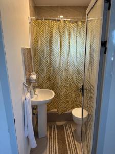 O baie la Oforiwaa Heights