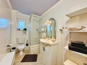 Koupelna v ubytování Apartmenthaus-Usedom Kajüte 8