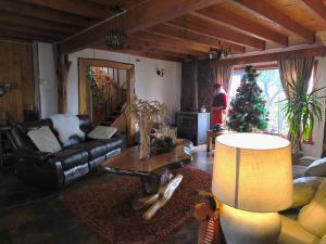 Φωτογραφία από το άλμπουμ του Hostal Entre Termas y Lagos σε Curacautin