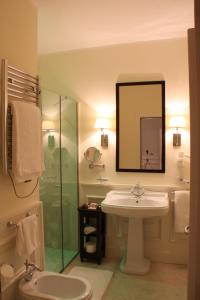 Kúpeľňa v ubytovaní Hotel Bologna ***S