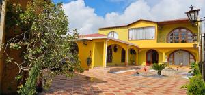 Bygningen som feriehuset ligger i