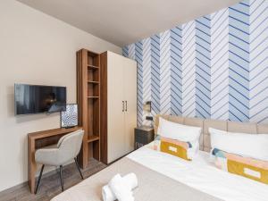 Postel nebo postele na pokoji v ubytování Stylish Umag Villa Just 200 m from the Sea + 32 fotografií