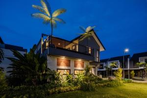 Vườn quanh Nyaman Wangi Villa, Kota Baru Parahyangan