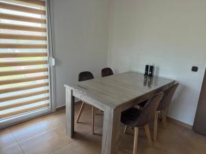 Billede fra billedgalleriet på Cozy Family House with Yard i Drama + 8 billeder