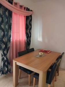 Foto sihtkohas Portmore asuva majutusasutuse Your Serenity by M n C Rentals galeriist +3 fotot