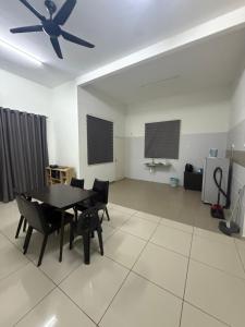 Et tv og/eller underholdning på Banglo Jasin Perdana