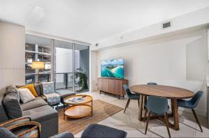 Posezení v ubytování Cómodo apartamento brickell