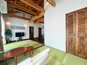 Et tv og/eller underholdning på palm tree