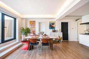 Posezení v ubytování Tonight Homestay West Nanjing Road Shanghai Jiafa Building + 12 fotografií