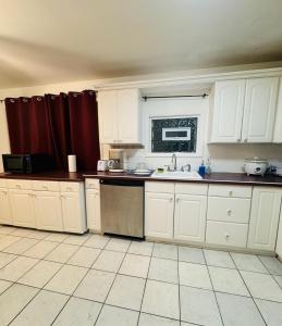 Køkken eller tekøkken på Sweet home at Amherst NY