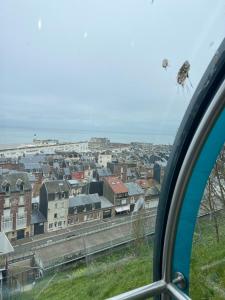 Billede fra billedgalleriet på Mon cocooning au pied de la plage T3 couchages i Mers-les-Bains + 53 billeder