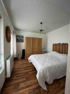 Postel nebo postele na pokoji v ubytování Mon cocooning au pied de la plage T3 couchages