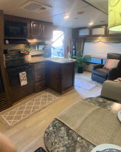 Fotografie z fotogalerie ubytování Cozy camper v destinaci Dunnellon