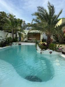 Swimmingpoolen hos eller tæt på Chon's Dock Homestay & Apartment For Lease