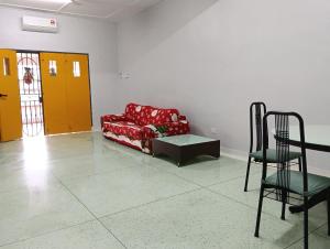 Photo de la galerie de l'établissement Aplus Lian Seng 民宿, à Keluang