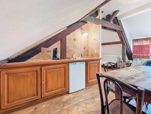 Kuchyň nebo kuchyňský kout v ubytování Les Perles du Ried - Gîte 4 - Proche EuropaPark + 12 fotografií