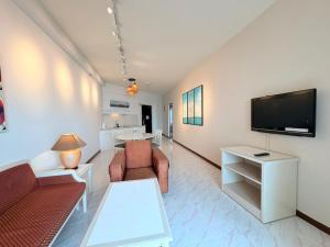 Et tv og/eller underholdning på Penang Rainbow Paradise