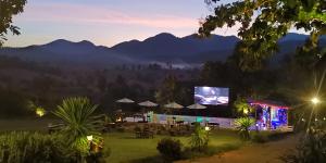 En generel udsigt til bjerge eller udsigt til bjerge taget fra feriehuset + 30 billeder