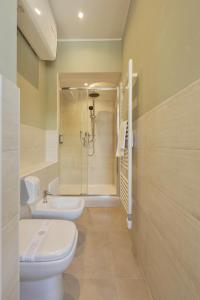 Phòng tắm tại Domus Fabia Rooms & Apartments