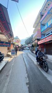 Gallery image of Fauji Bhai Guest House & Restaurant in Mussoorie