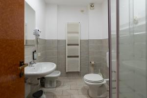 Phòng tắm tại Residence Rosa +38 ảnh