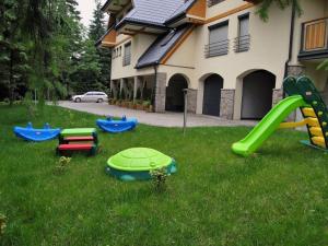 Detský kútik v ubytovaní Apartament Egzotyczny Bory
