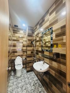 Et badeværelse på Haleeda Homestay Grand World Phú Quốc