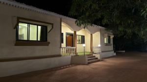 Het gebouw waarin de vakantieboerderij zich bevindt