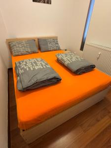 Postel nebo postele na pokoji v ubytování Apartament Bogdan 2 Ared