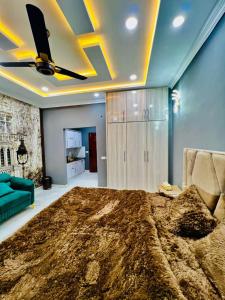 En eller flere senge i et værelse på urban nest apartments