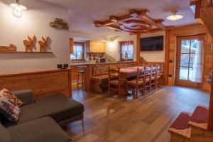 Et tv og/eller underholdning på Chalet Canedi - Maso dei Cuori