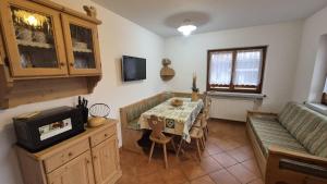 Køkken eller tekøkken på Dolomiti Sweet Home