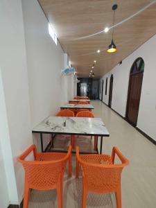 Φωτογραφία από το άλμπουμ του Premium Hotel RAMANSH Grand Regency - 10 Min walk from Ram Mandir Ayodhya σε Jāmb