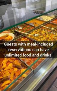 Φαγητό σε αυτό το ξενοδοχείο ή κάπου εκεί κοντά