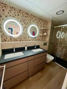 Phòng tắm tại Muy cerca del mar, dos habitaciones