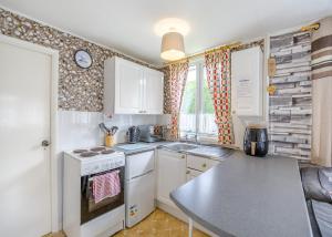 Kuchyň nebo kuchyňský kout v ubytování Ravenna Holiday Park + 18 fotografií