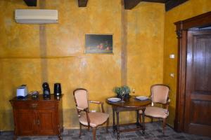 Ảnh trong thư viện ảnh của La Dimora della Luna Appartamento Giallo ở Trieste