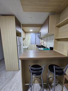 Køkken eller tekøkken på M 446 Apartamento mobiliado com vaga de garagem + 8 billeder