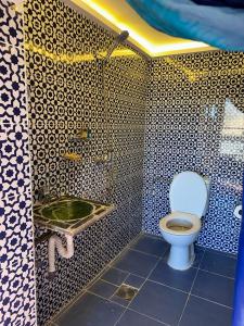 Ένα μπάνιο στο Dar Tiniri - Guest House - Zagora